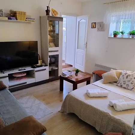 In Mari Ema Apartment